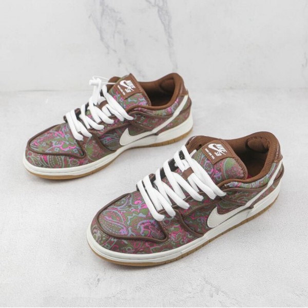 SB Dunk Low Paisley