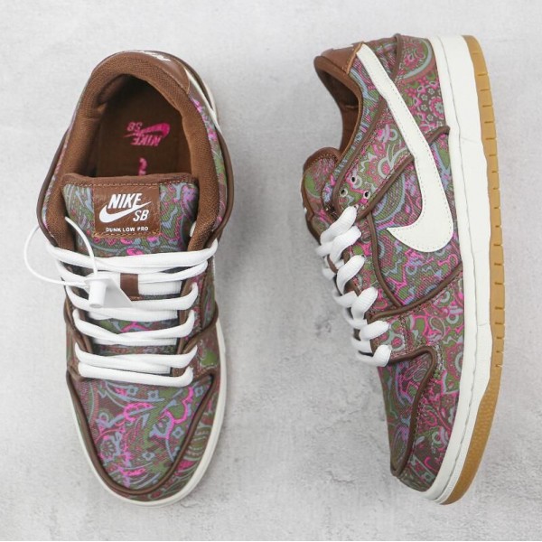 SB Dunk Low Paisley