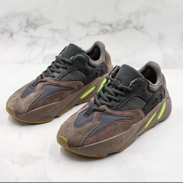 Yeezy Boost 700 Mauve