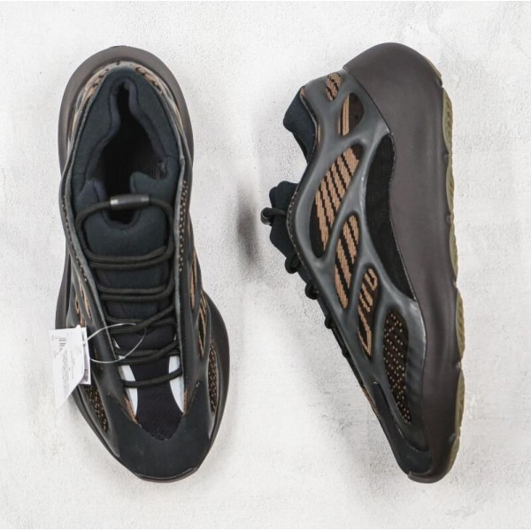 Yeezy 700 V3 Eremiel