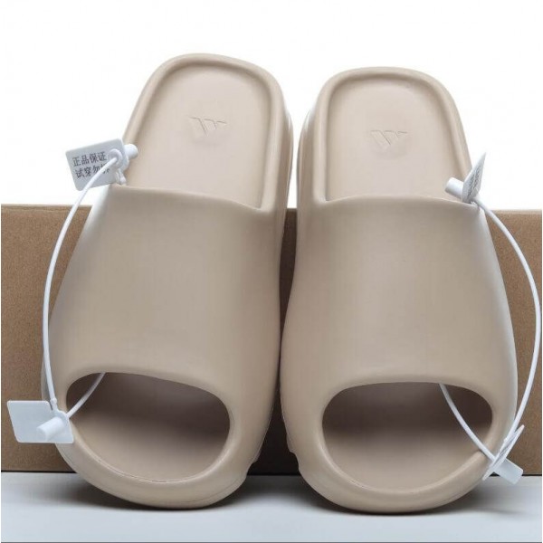 Kanye West x Yeezy Slide Resin
